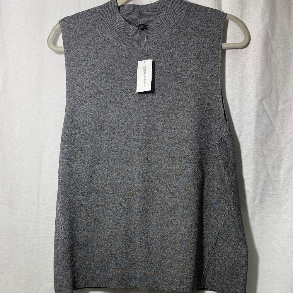 Banana Republic Women's Charcoal Gray Crewneck Sleeveless Top